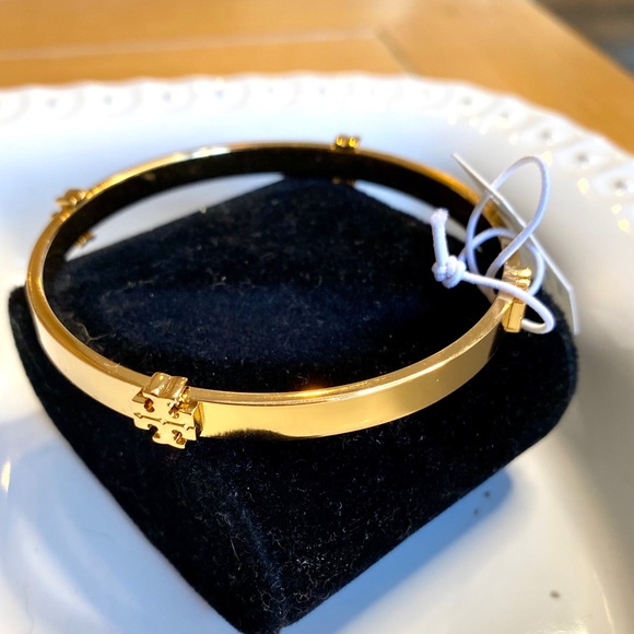 Tory Burch Jewelry - Tory Burch Gold Finish Logo Bangle NWT ✨